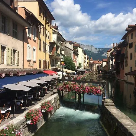 La Baie Des Voiles ,Vue Lac D'Annecy ,Plage Privee Duingt Exterior photo